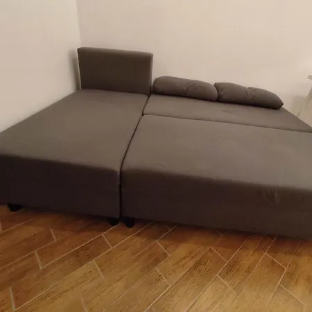 캠프장 With 2 Shared Bathrooms ,wc , 2km To Old Town -100m From Metro Szwedzka *