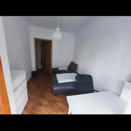 With 2 Shared Bathrooms ,wc , 2km To Old Town -100m From Metro Szwedzka Campsite Warsaw